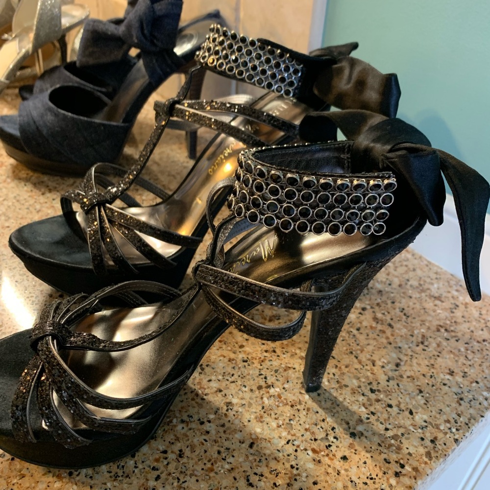 Guess size 6.5 black high heels